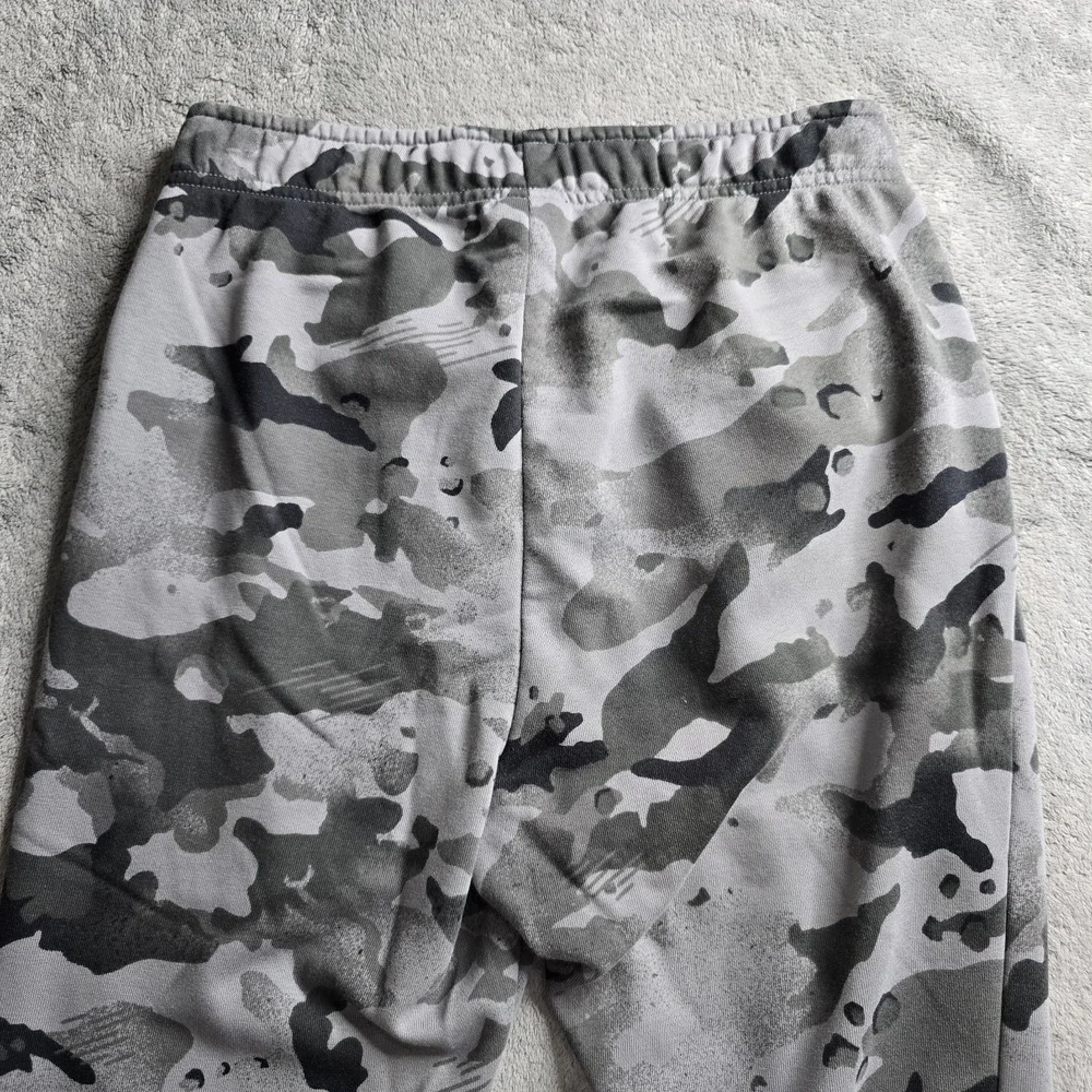Nike joggers mens
